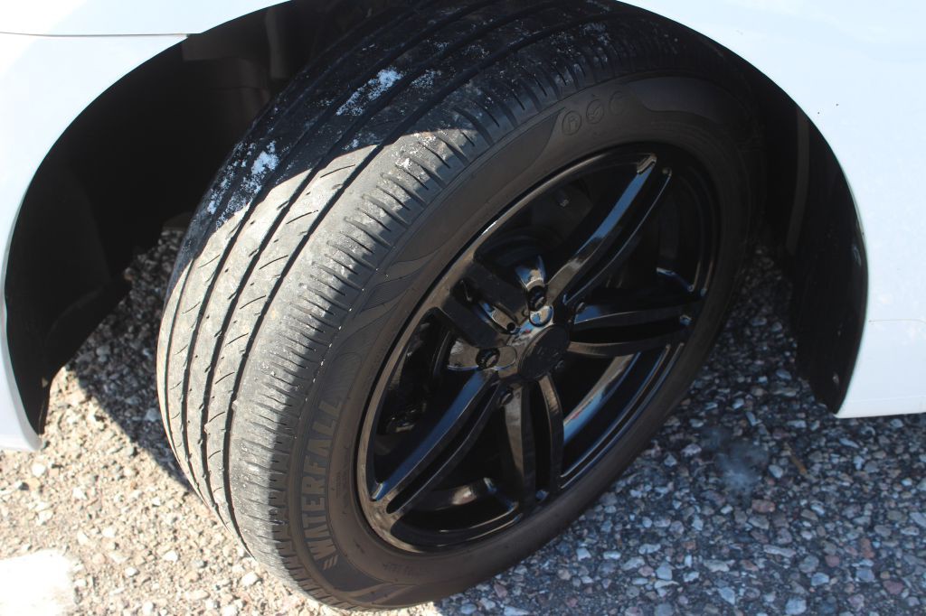 2017 Nissan Sentra Image 23