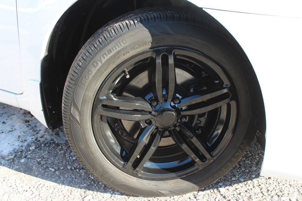 2017 Nissan Sentra Image 24