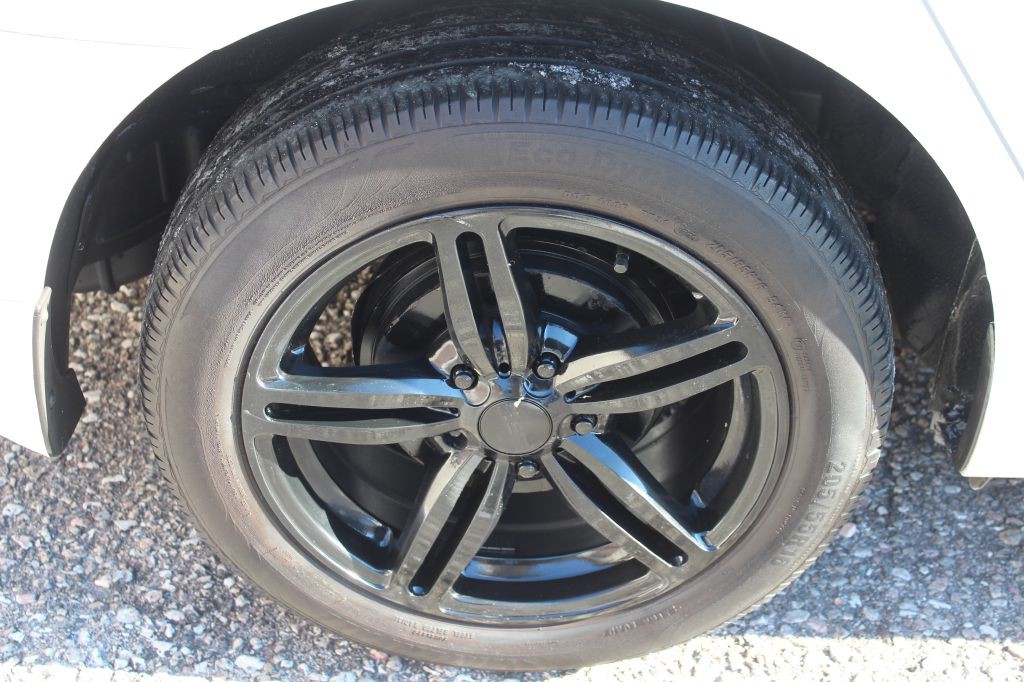 2017 Nissan Sentra Image 25