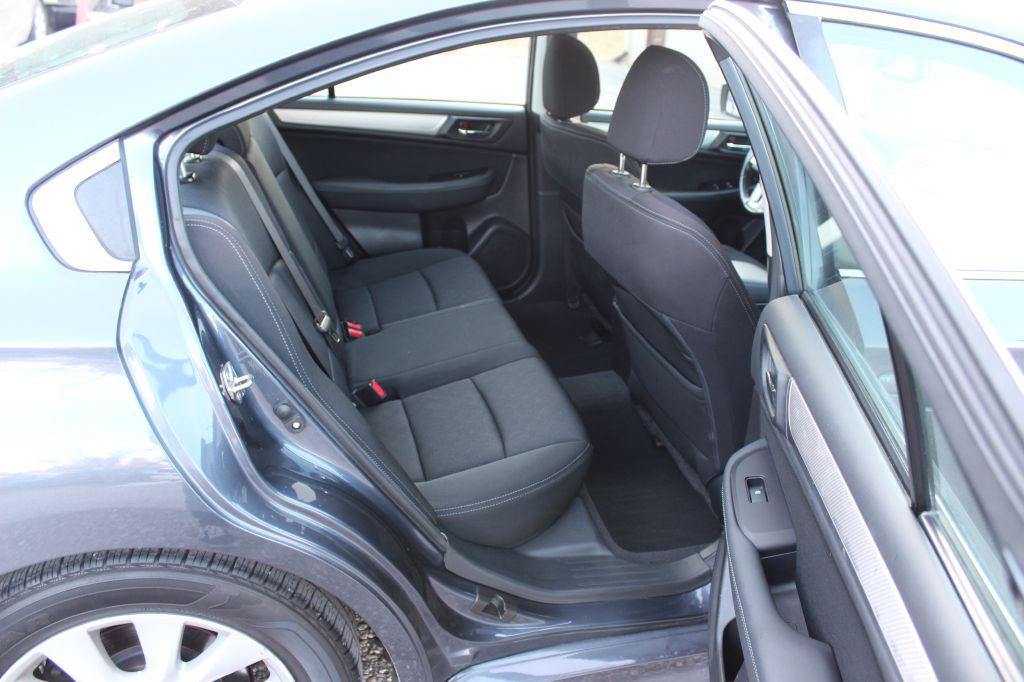 2017 Subaru Legacy Image 14