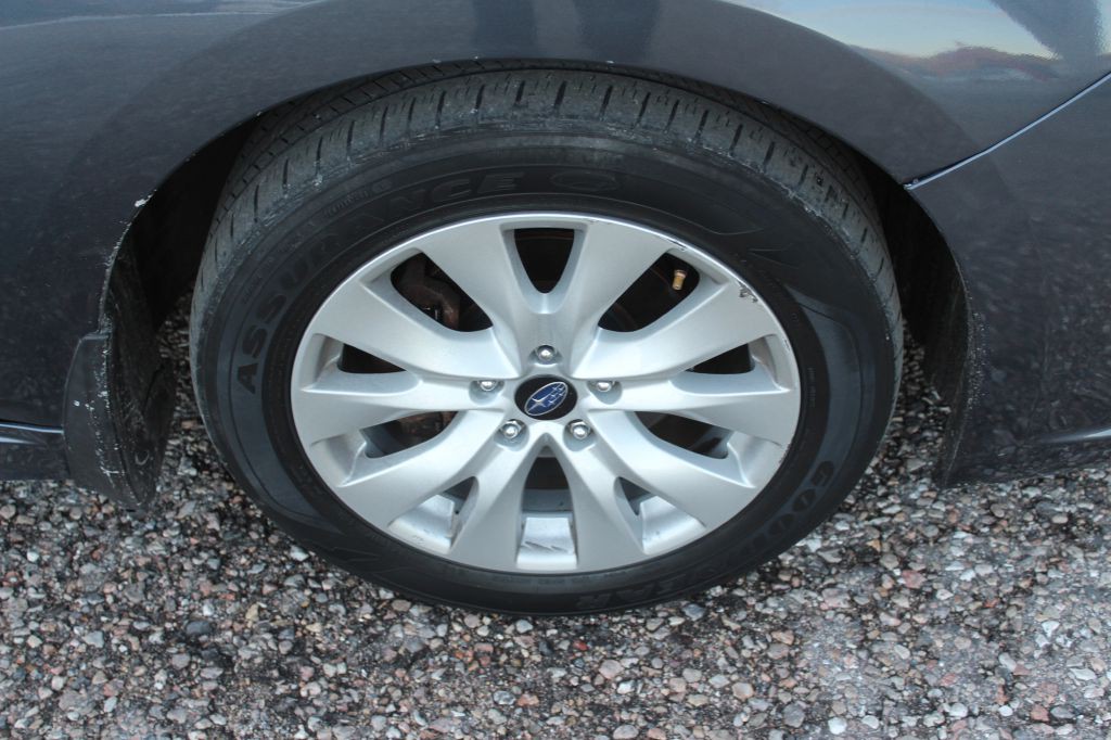 2017 Subaru Legacy Image 29