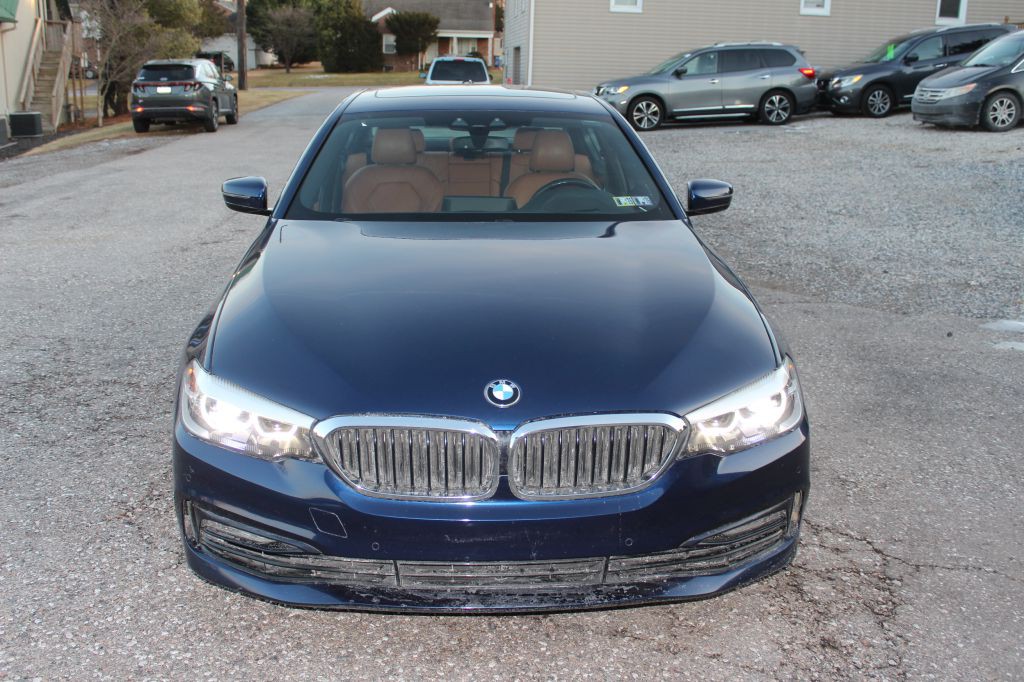 2018 BMW 5 Series Image 2