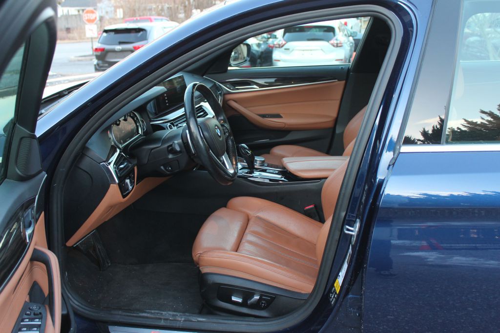 2018 BMW 5 Series Image 9