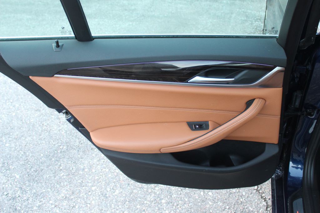 2018 BMW 5 Series Image 13