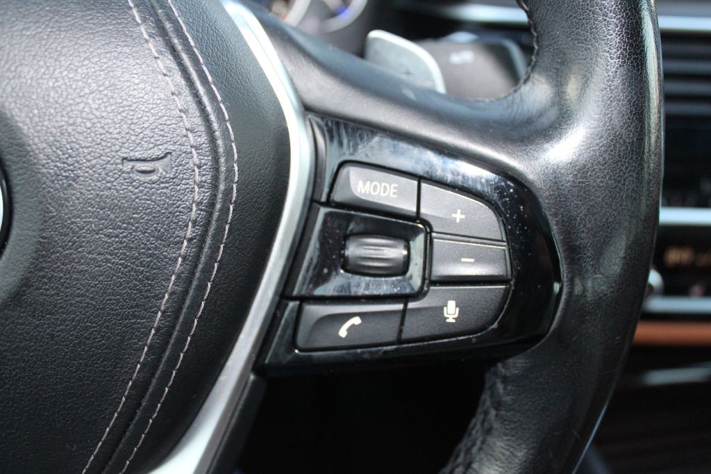 2018 BMW 5 Series Image 21