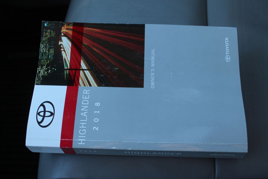 2018 Toyota Highlander Image 27