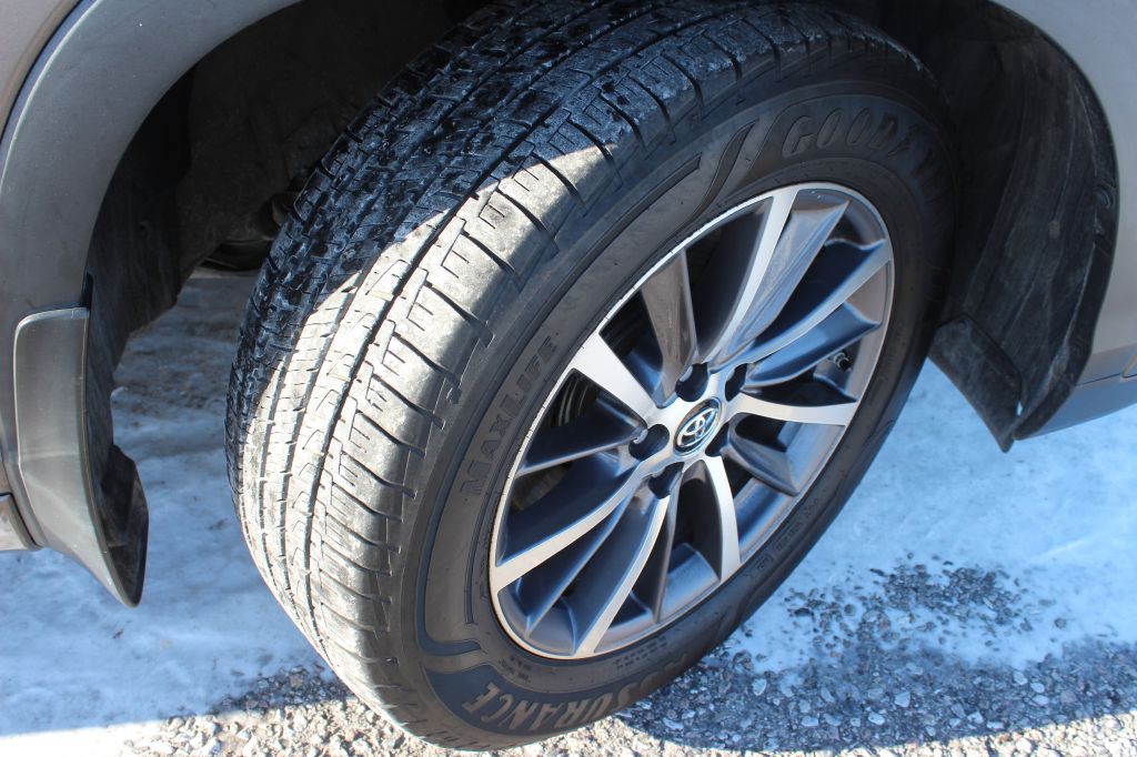 2018 Toyota Highlander Image 29