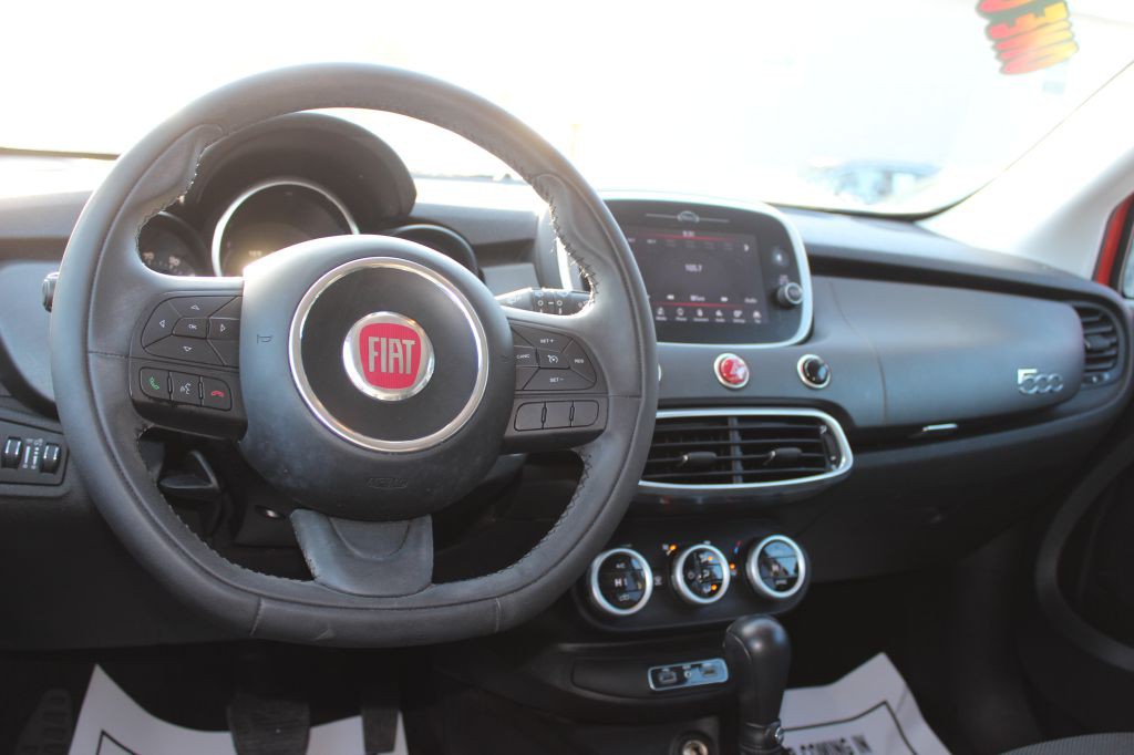 2018 FIAT 500 Image 18