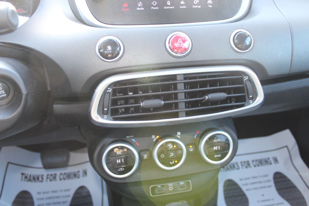 2018 FIAT 500 Image 22