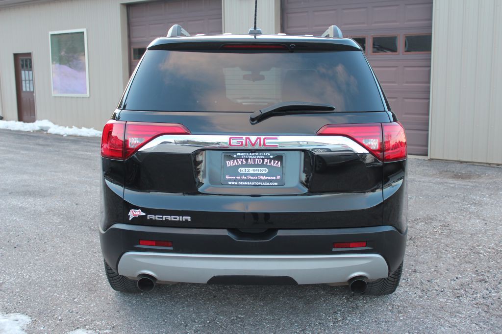 2017 GMC Acadia Image 6