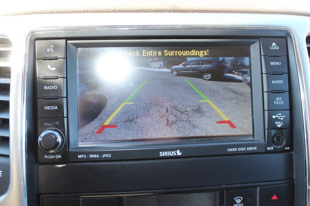 2011 Jeep Grand Cherokee Image 23