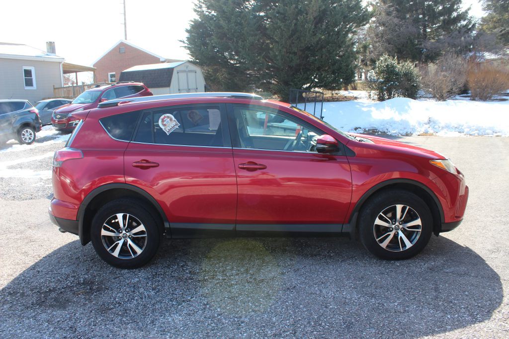 2017 Toyota Rav4 Image 4