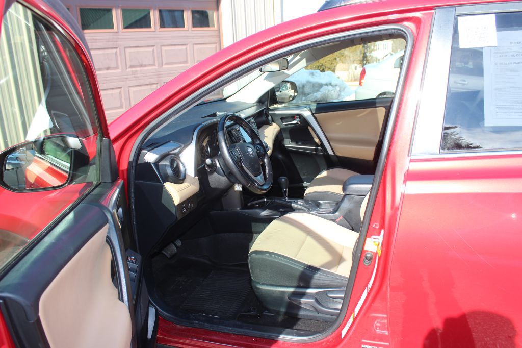 2017 Toyota Rav4 Image 9