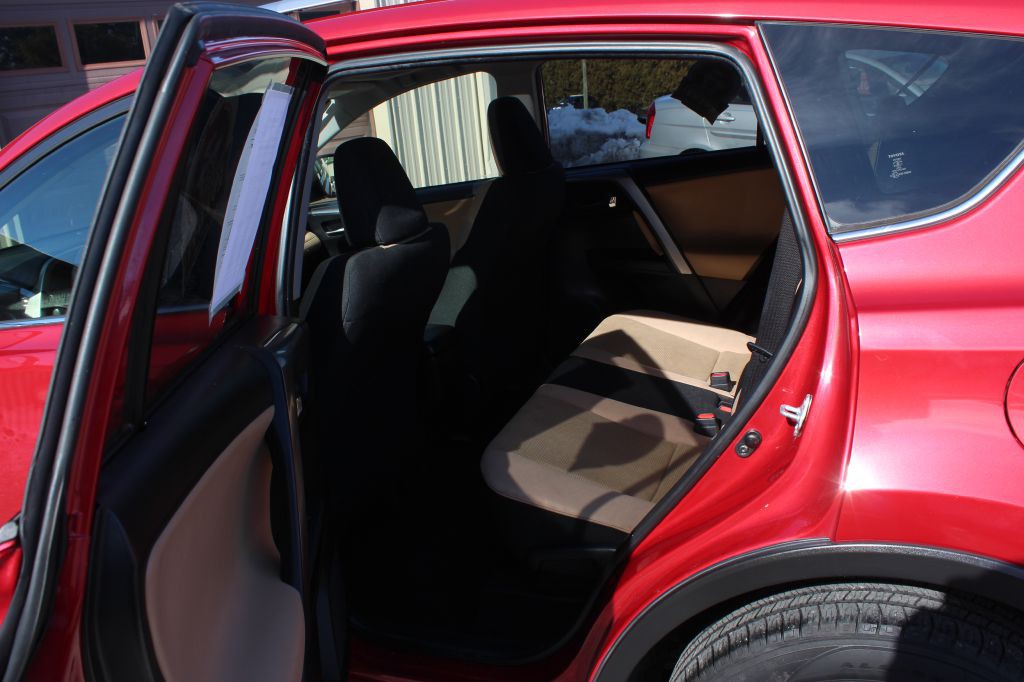 2017 Toyota Rav4 Image 11