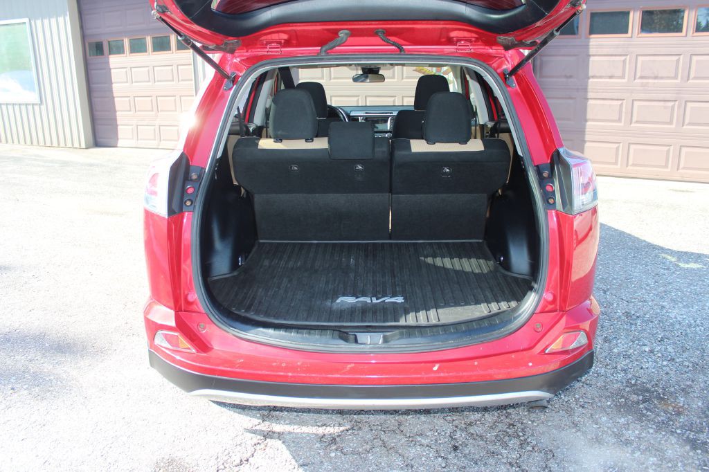 2017 Toyota Rav4 Image 13