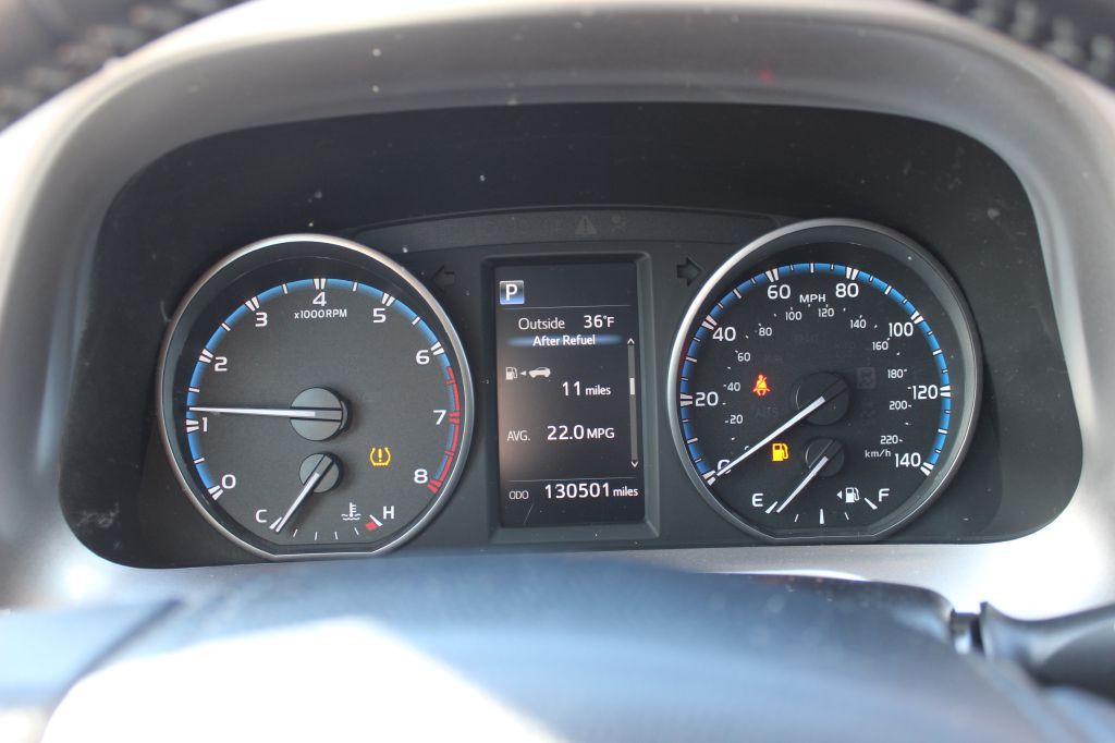 2017 Toyota Rav4 Image 21