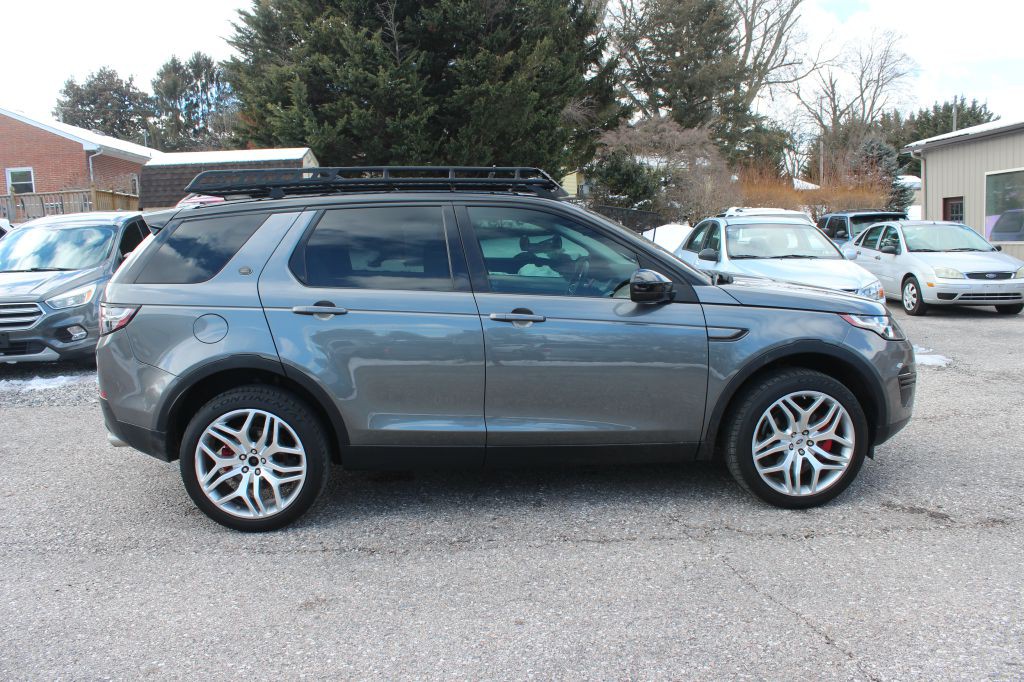 2017 Land Rover Discovery Sport Image 4