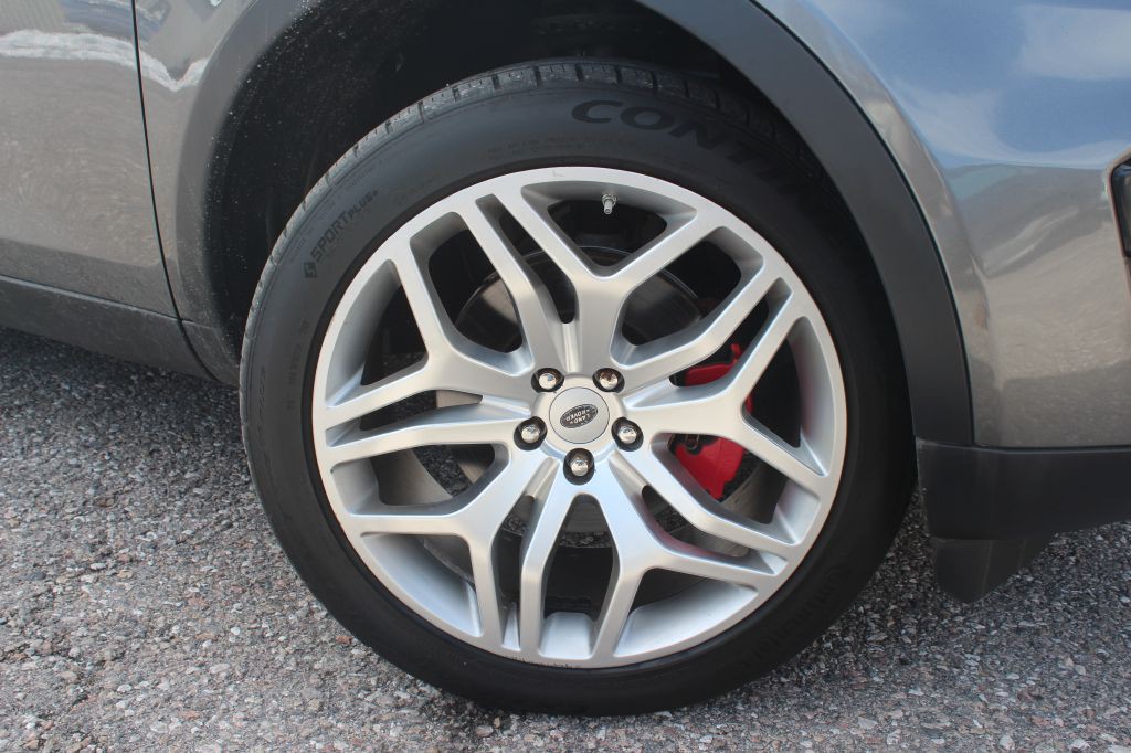 2017 Land Rover Discovery Sport Image 26