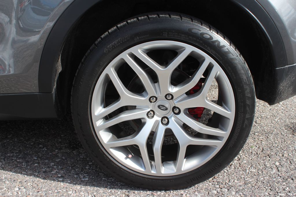 2017 Land Rover Discovery Sport Image 28