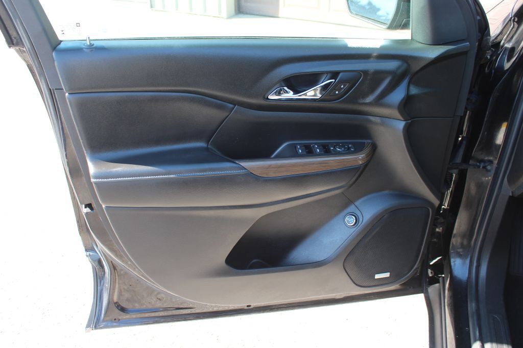 2018 GMC Acadia Image 10