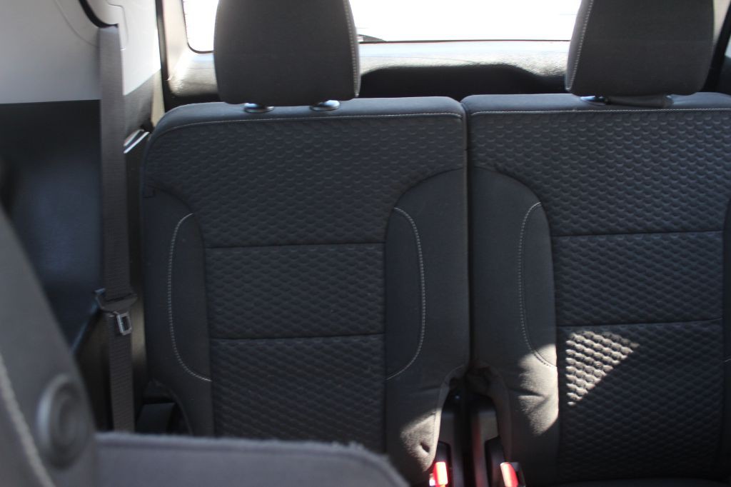 2018 GMC Acadia Image 17