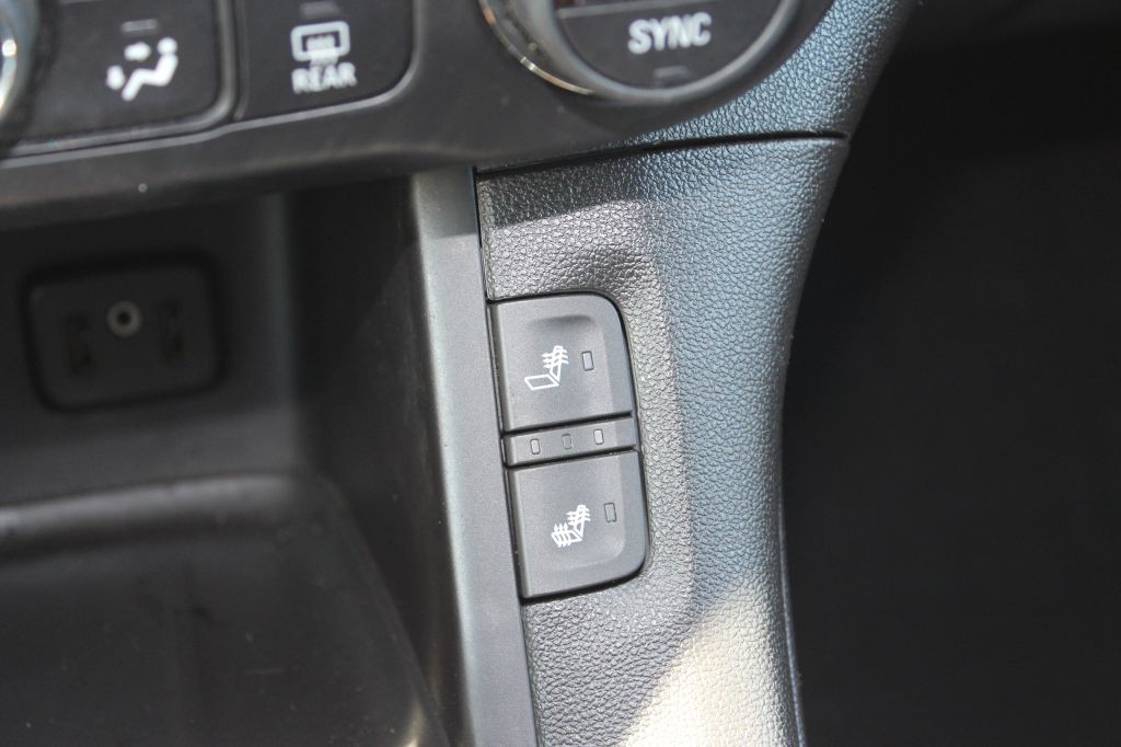 2018 GMC Acadia Image 26