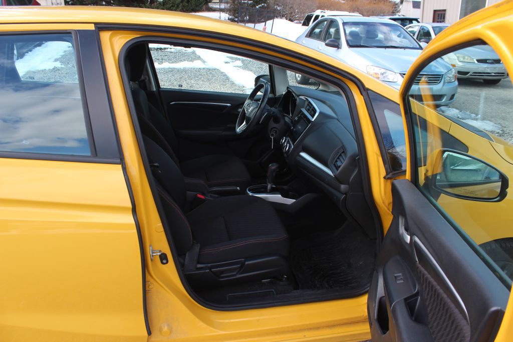 2018 Honda Fit Image 17