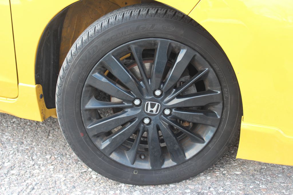 2018 Honda Fit Image 24