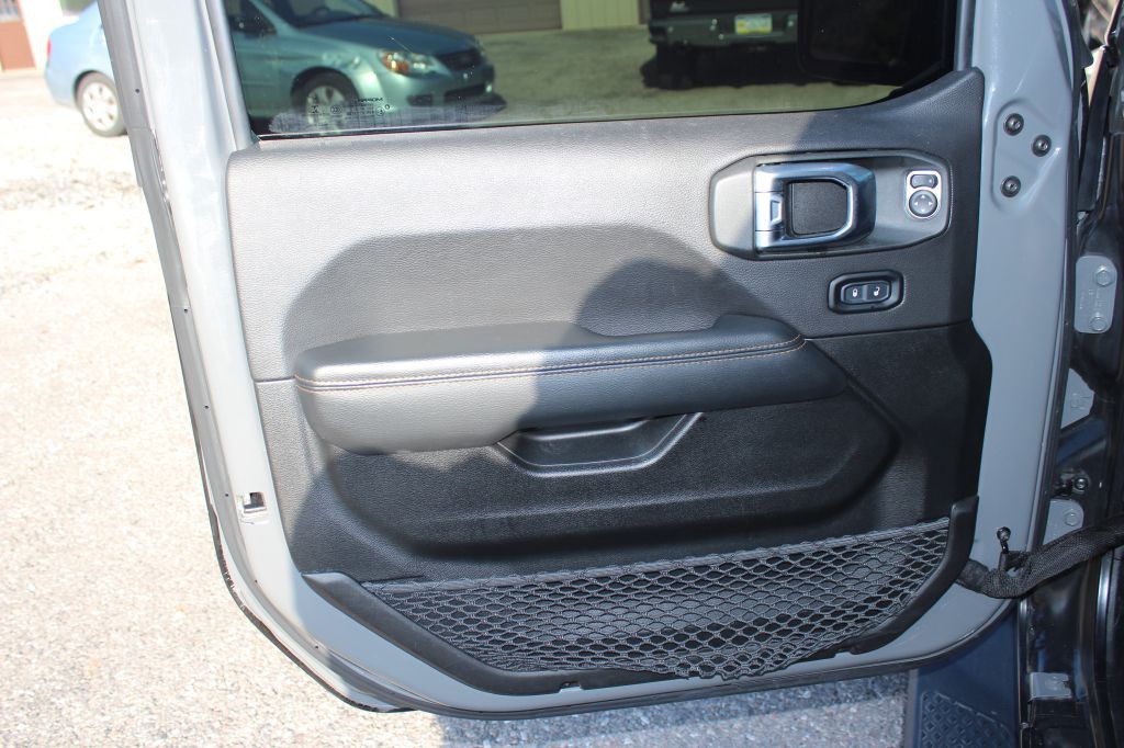 2022 Jeep Gladiator Image 10