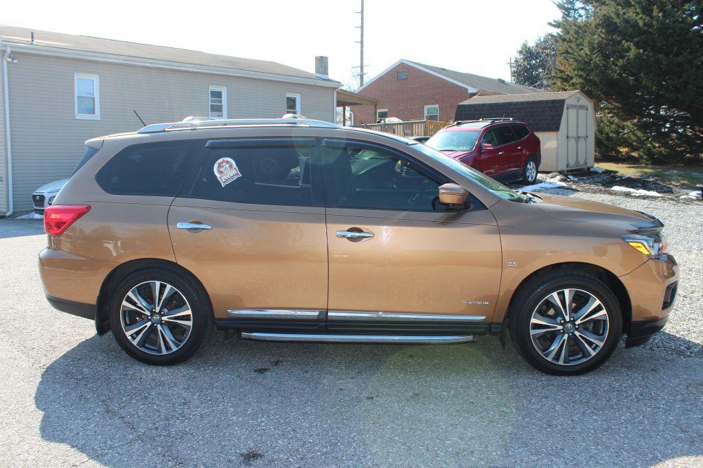 2017 Nissan Pathfinder Image 4