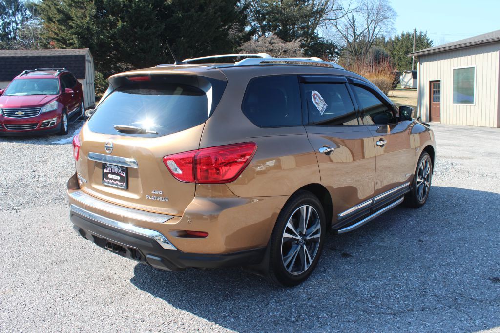 2017 Nissan Pathfinder Image 5