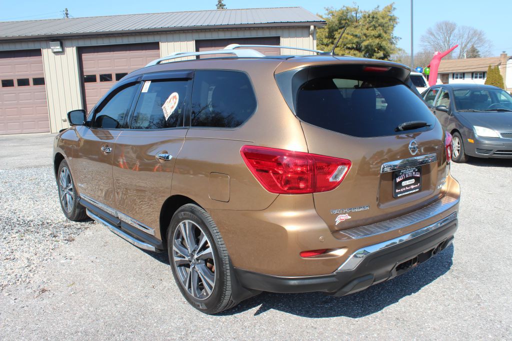 2017 Nissan Pathfinder Image 7
