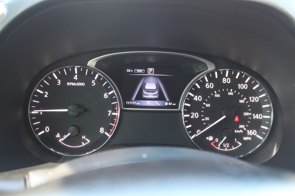 2017 Nissan Pathfinder Image 24