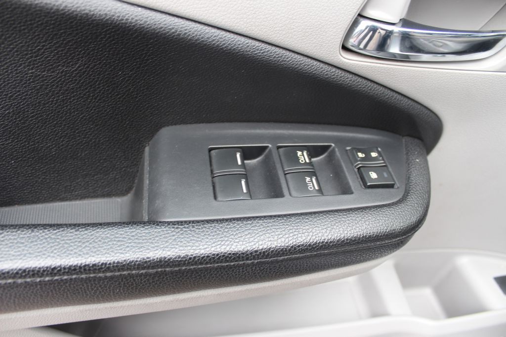 2016 Honda Pilot Image 11