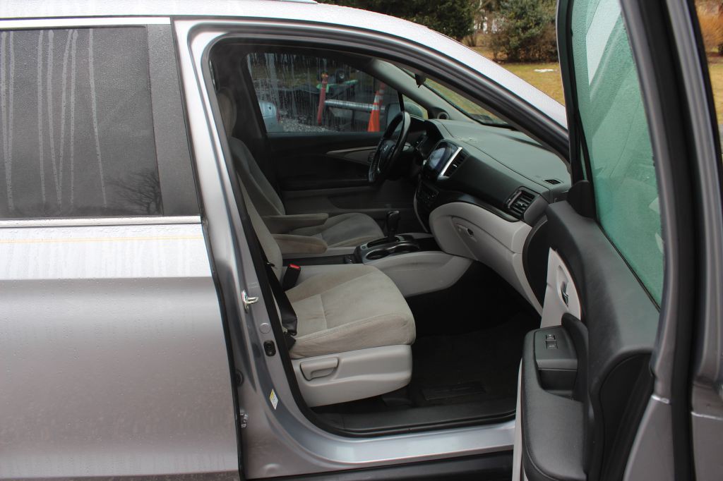 2016 Honda Pilot Image 18