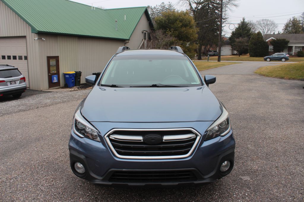 2018 Subaru Outback Image 2