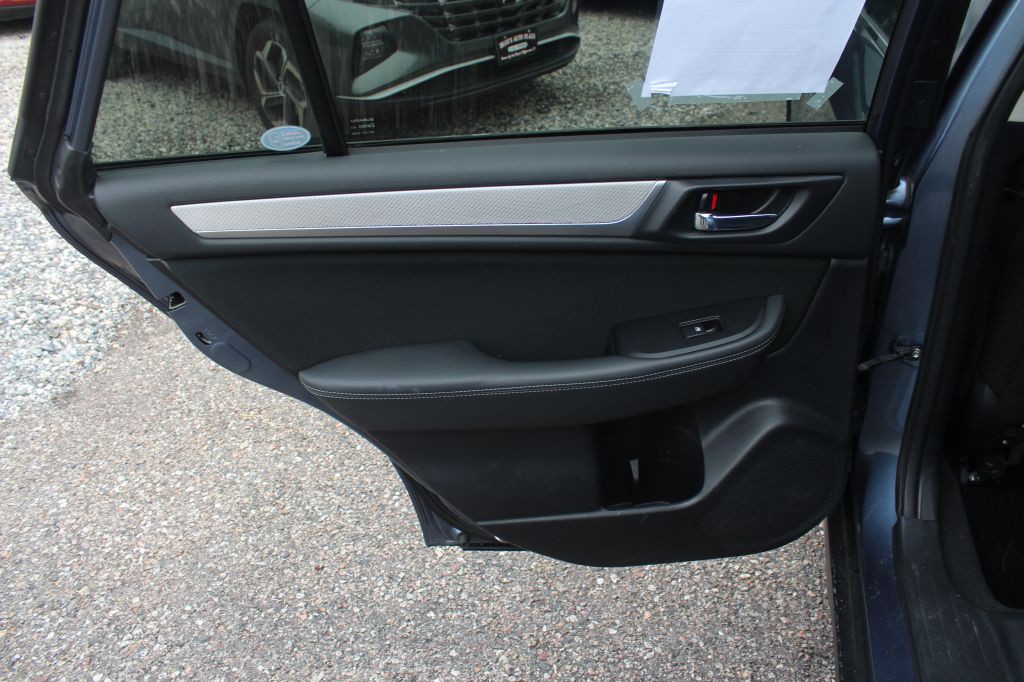 2018 Subaru Outback Image 13