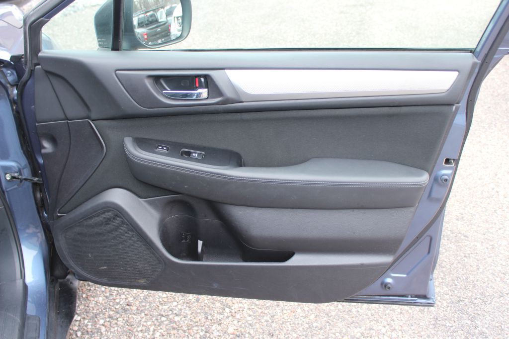 2018 Subaru Outback Image 18