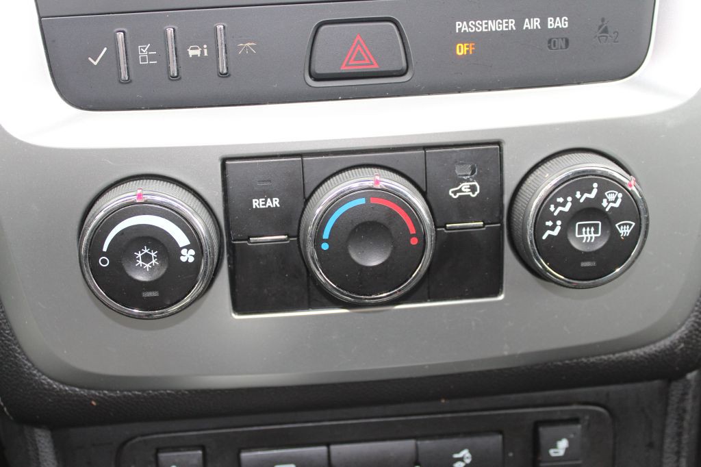 2016 GMC Acadia Image 23