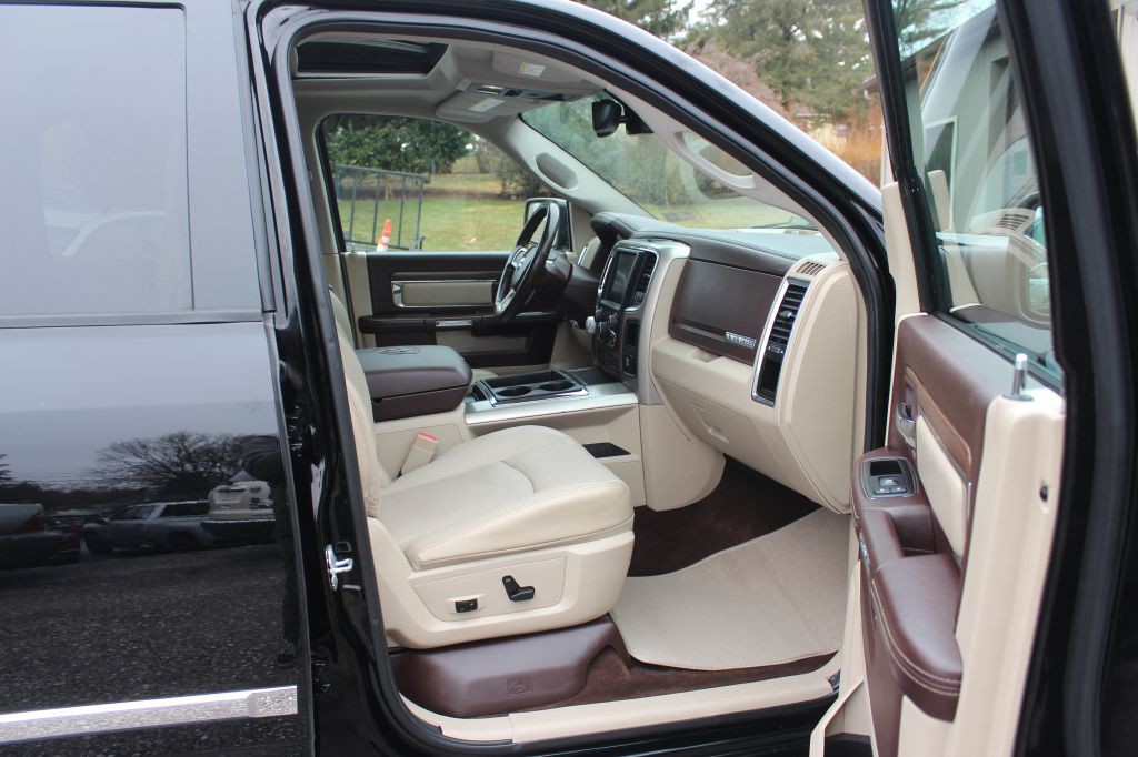 2014 RAM 1500 Image 17