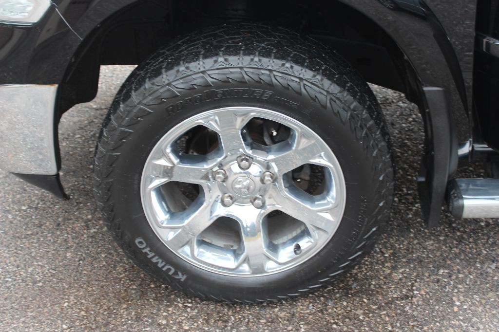 2014 RAM 1500 Image 28