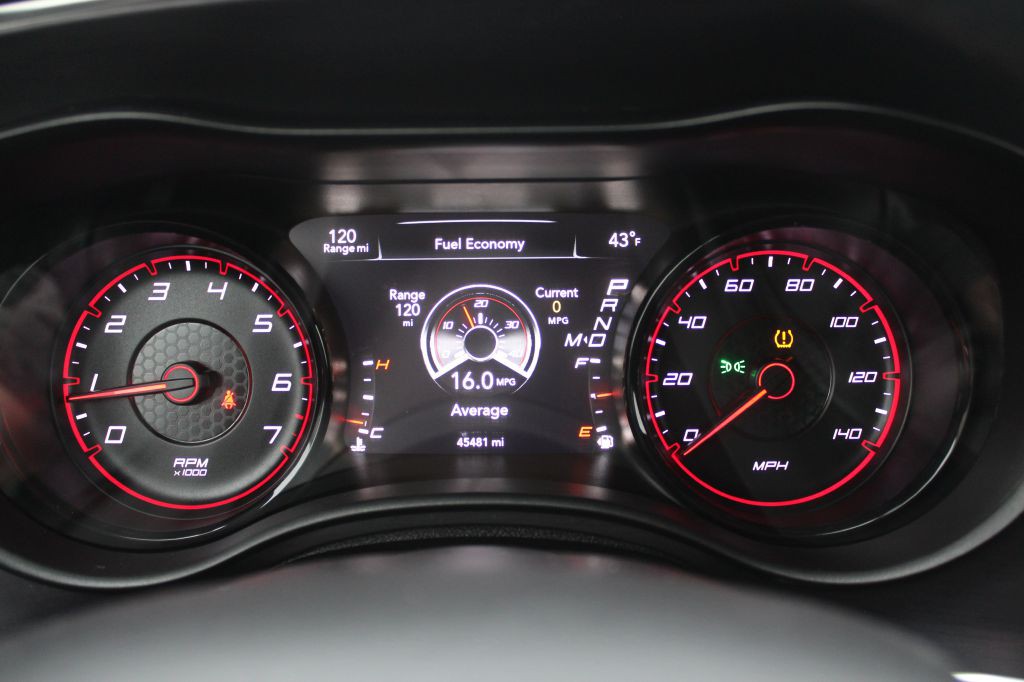 2017 Dodge Charger Image 20