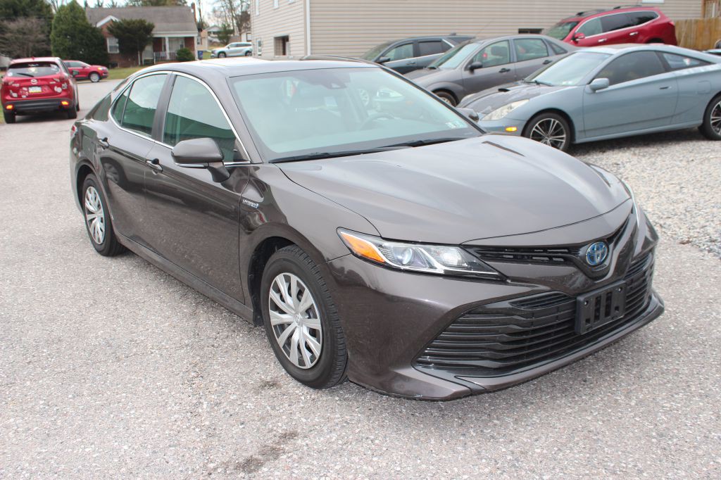 2019 Toyota Camry Image 3