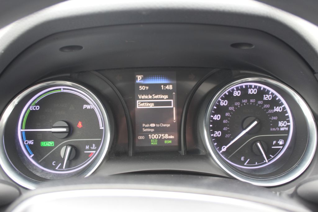 2019 Toyota Camry Image 22