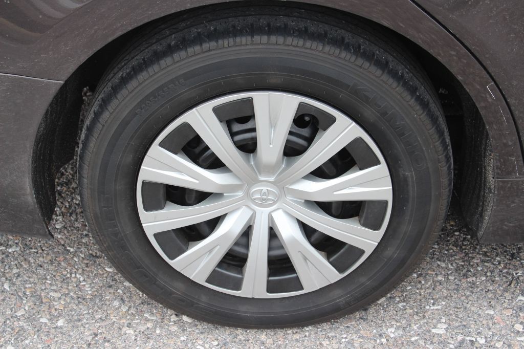 2019 Toyota Camry Image 29