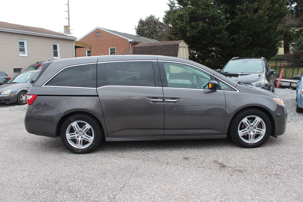 2013 Honda Odyssey Image 4
