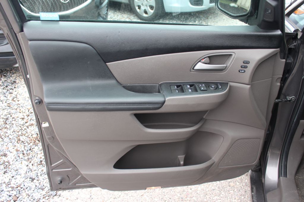 2013 Honda Odyssey Image 10