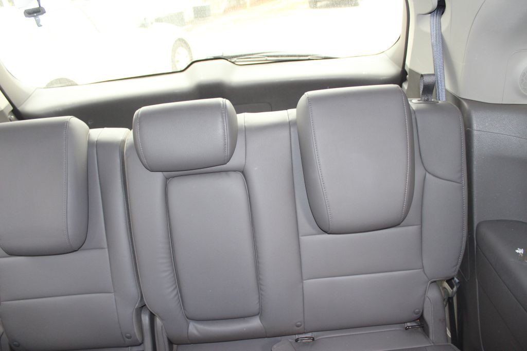 2013 Honda Odyssey Image 13