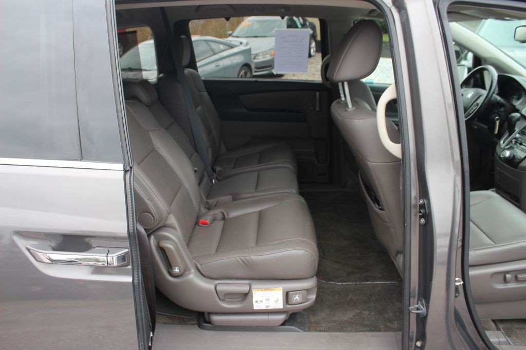 2013 Honda Odyssey Image 15