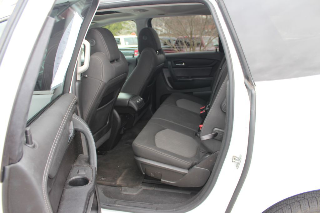 2017 Chevrolet Traverse Image 12